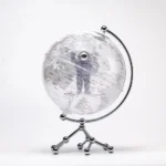 Wellfun Globe Metal Crafts Home Decoration Desktop Spaceman Earth Globe Decor - Image 2